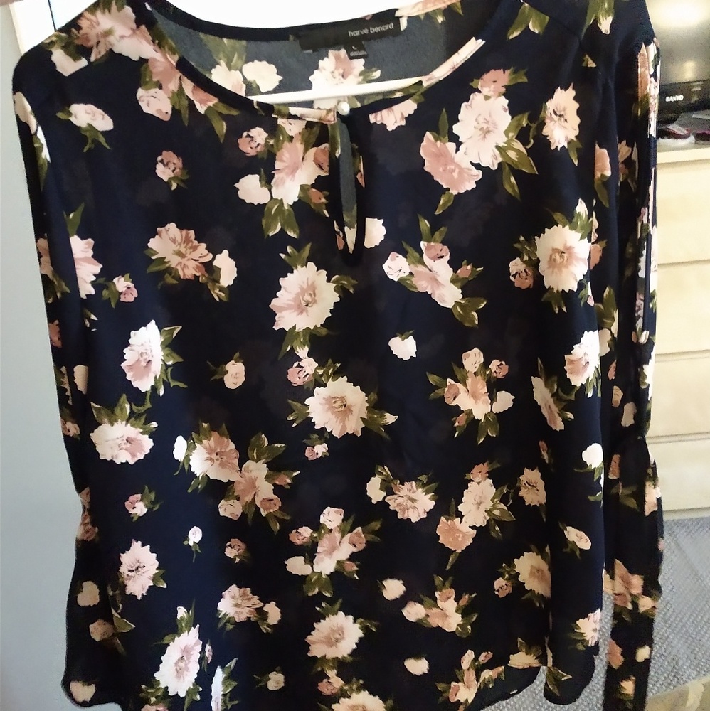 Gorgeous Open Sleeve Top